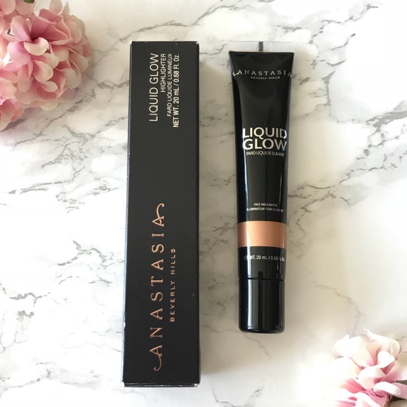 Anastasia Beverly Hills Liquid Glow in Bronzed - Picture 3 of 8